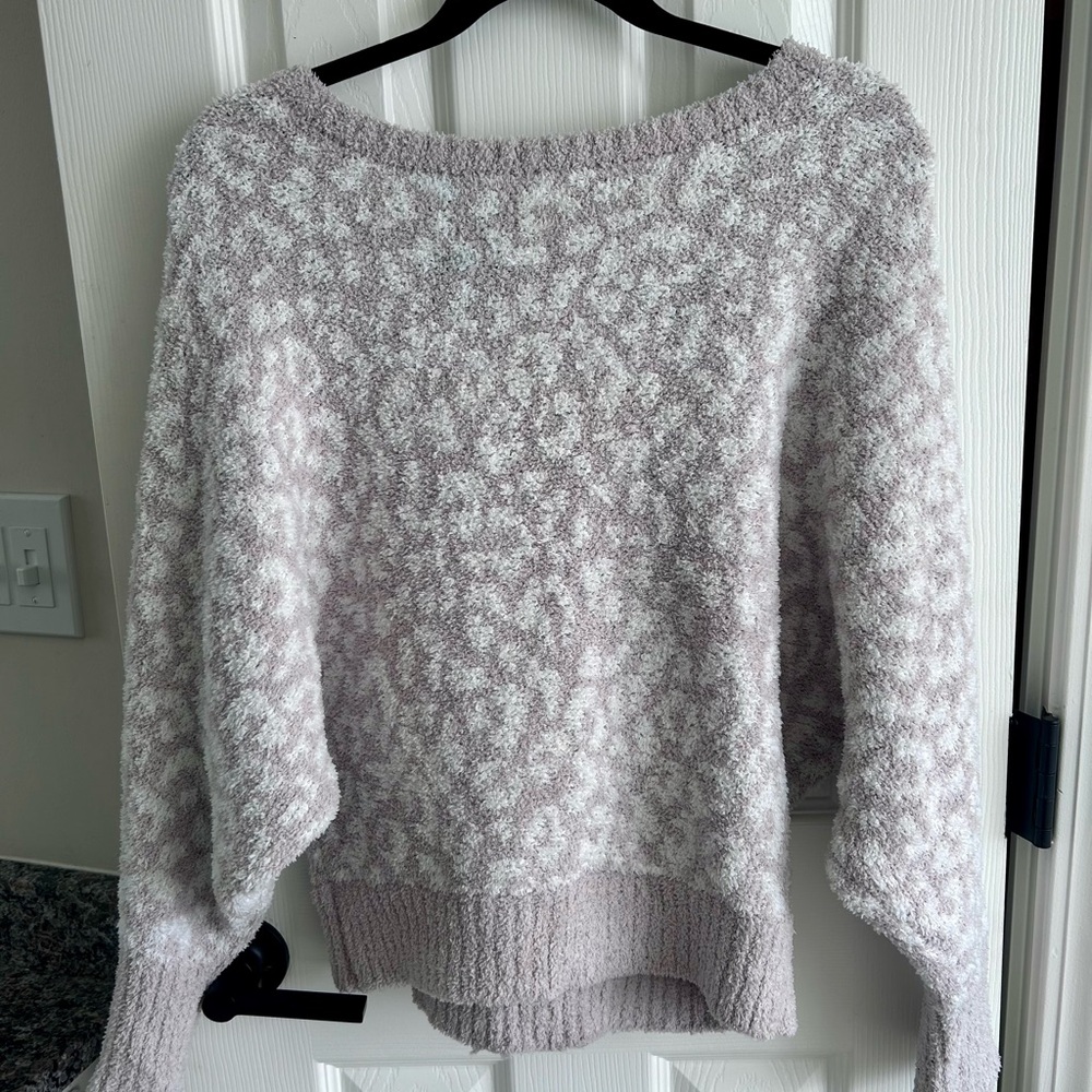 Women's Sweater in Soft Gray and Cream